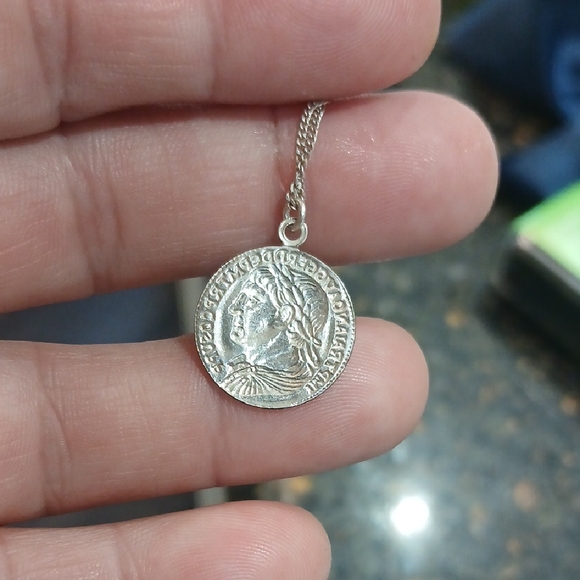 Elegant Silver Coin Pendant Necklace